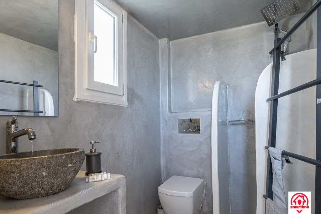 Modern Naya Escape in Santorini with Captivating Sea Views in Santorini — photo 5