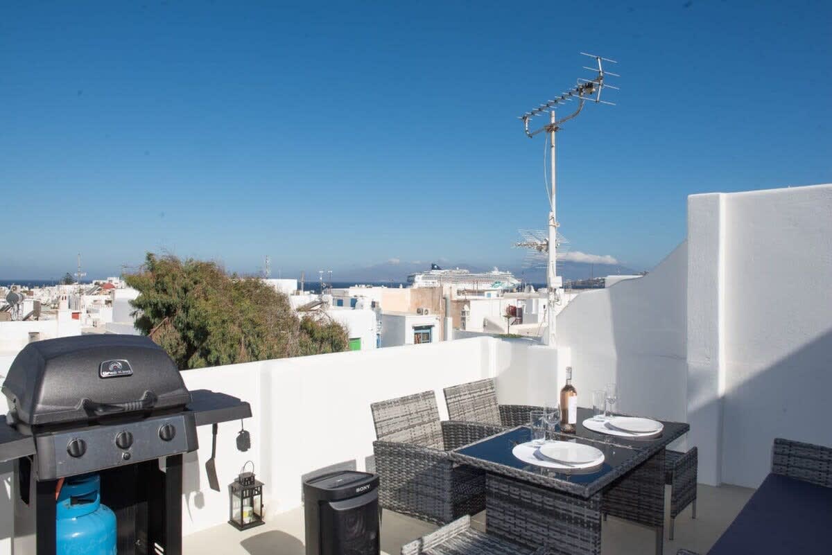 Amazing Mykonos Town Maisonette with Roof Garden — holiday rental in Mykonos