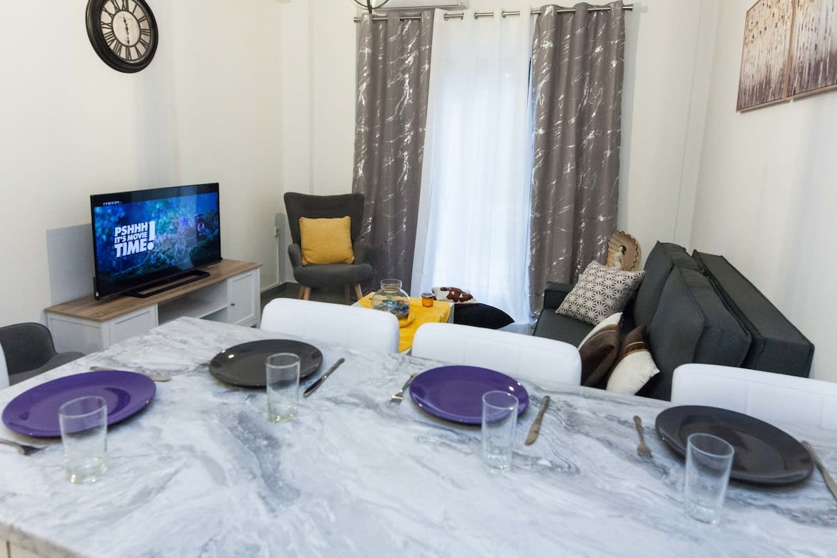 Chic 1 Bd Apartment for 4 in Ano Kypseli in Athens — photo 5