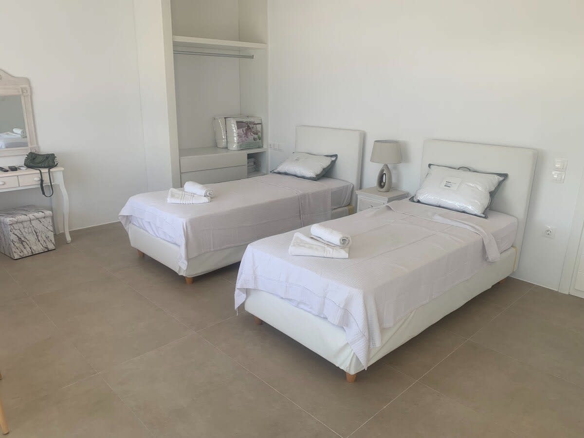 Aegean Studio with Breathtaking Views in Mykonos — photo 2