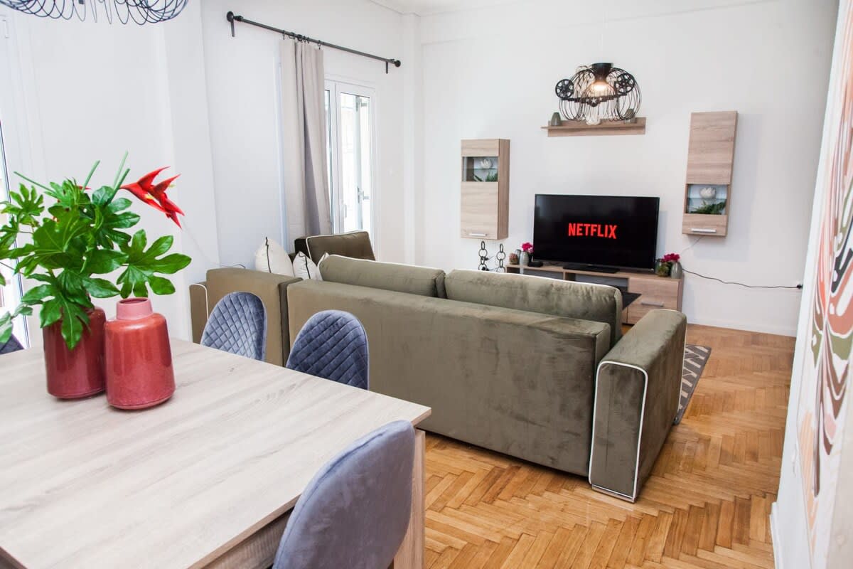Sophisticated Apt in Charming Kifisia in Athens — photo 4