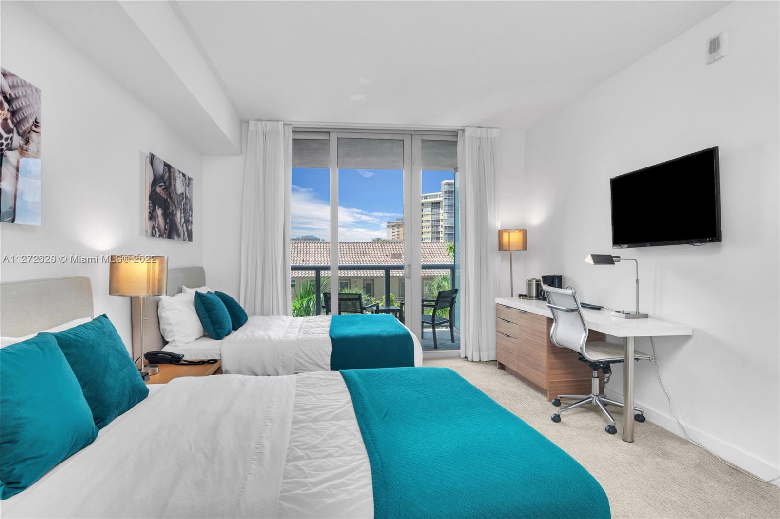 Amazing Studio, Spectacular Amenities, Near Beach — Hallandale Beach, FL — vacation rental