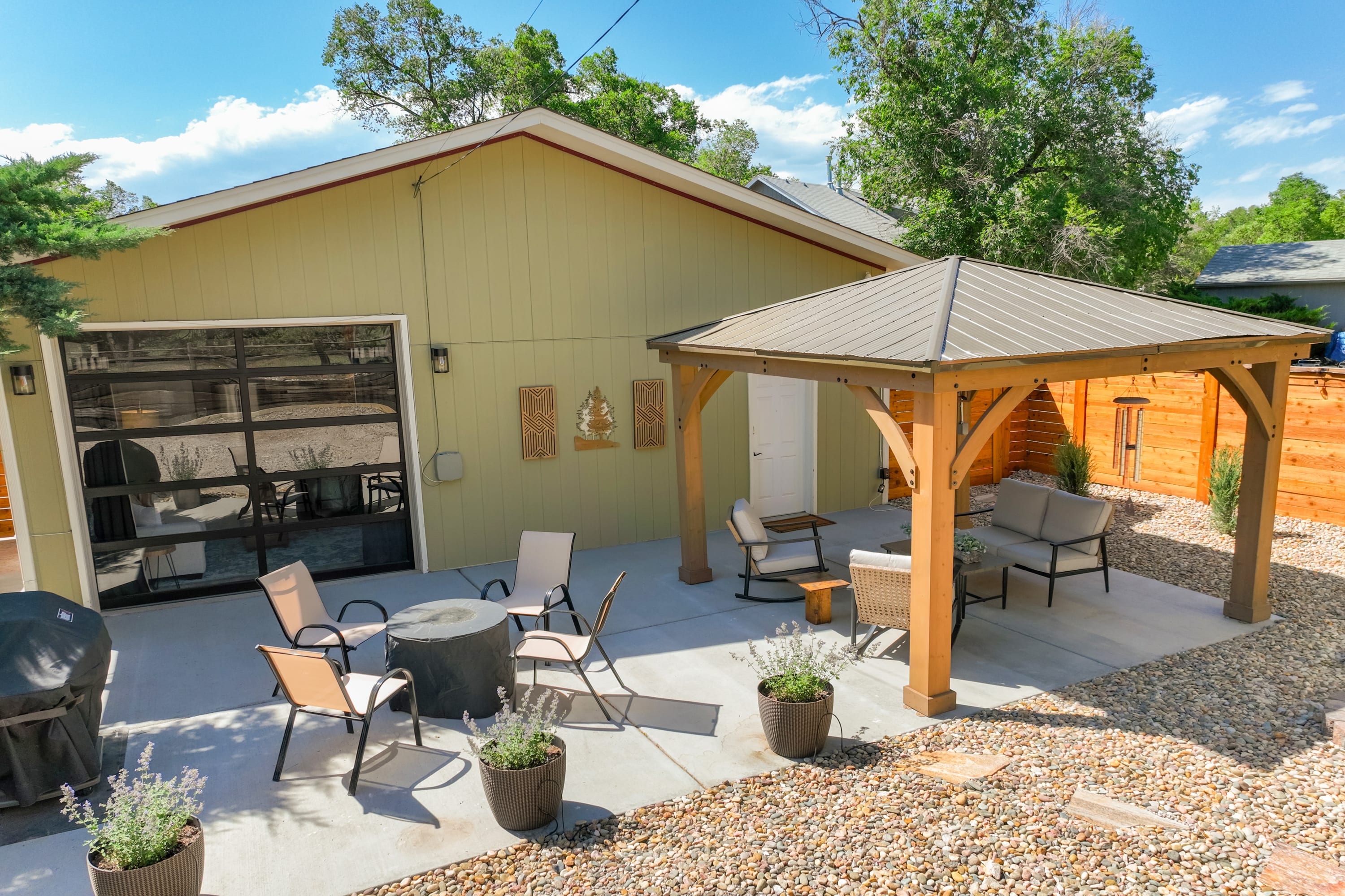 Pinewood Sanctuary Secluded & Peaceful OCC Oasis โ Colorado Springs, CO โ vacation rental