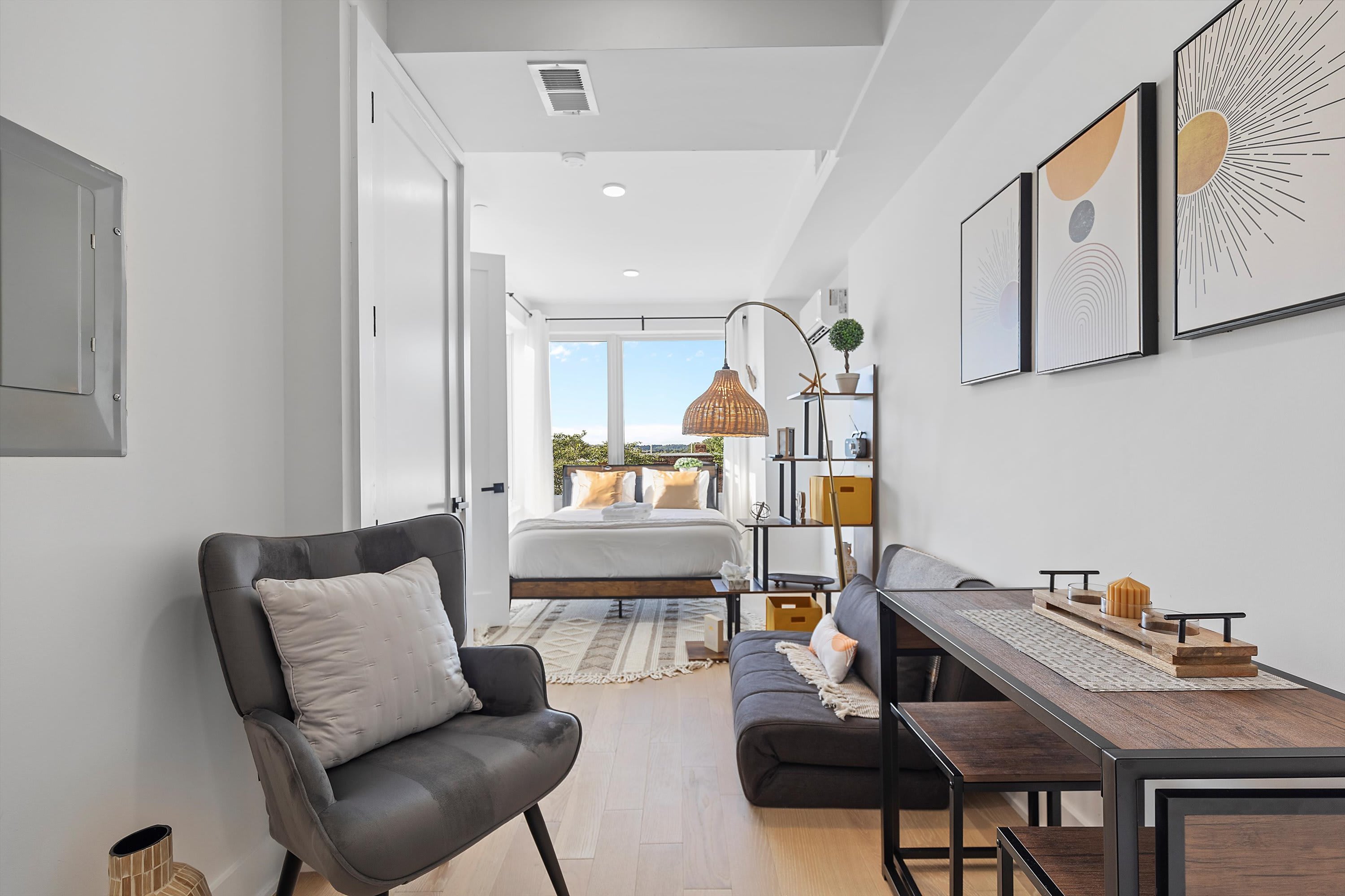 Stylish Studio Suite Steps to H Street — Washington, DC — vacation rental