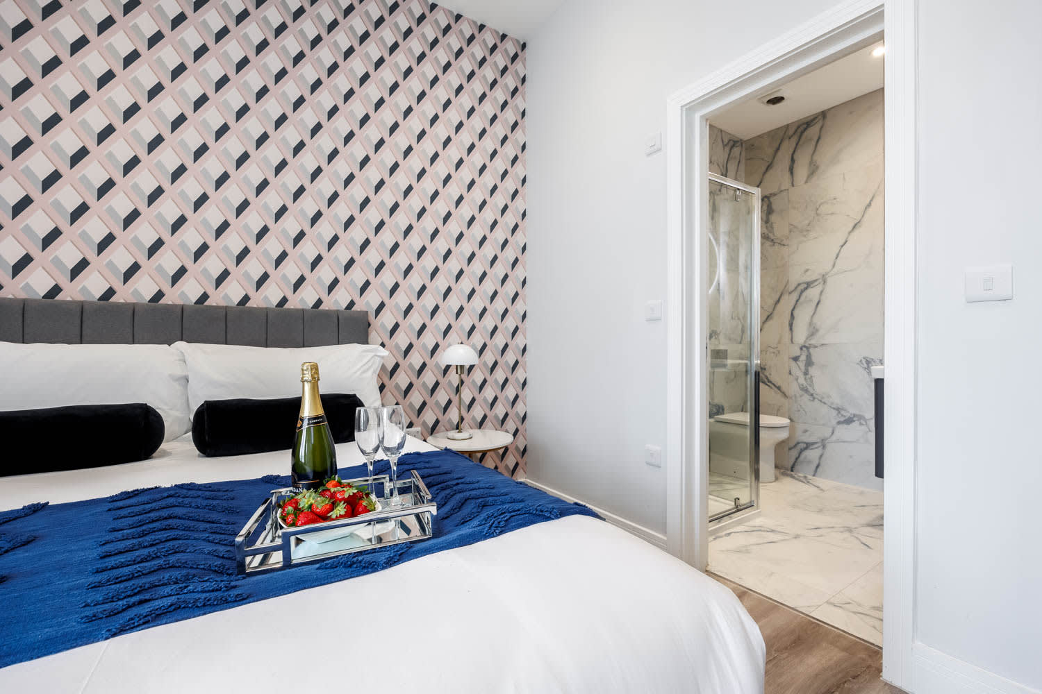 Modern & Mellow 1-bed Apt w/ Free Parking & Wi-Fi