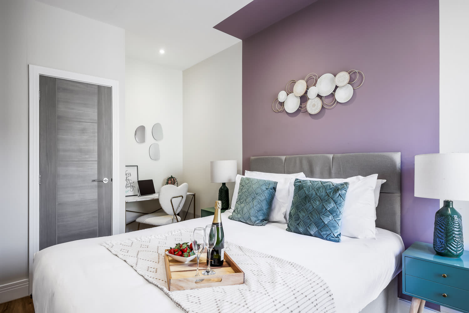 NEW! Stunning 1-bed Apt w/ Balcony & Free Parking