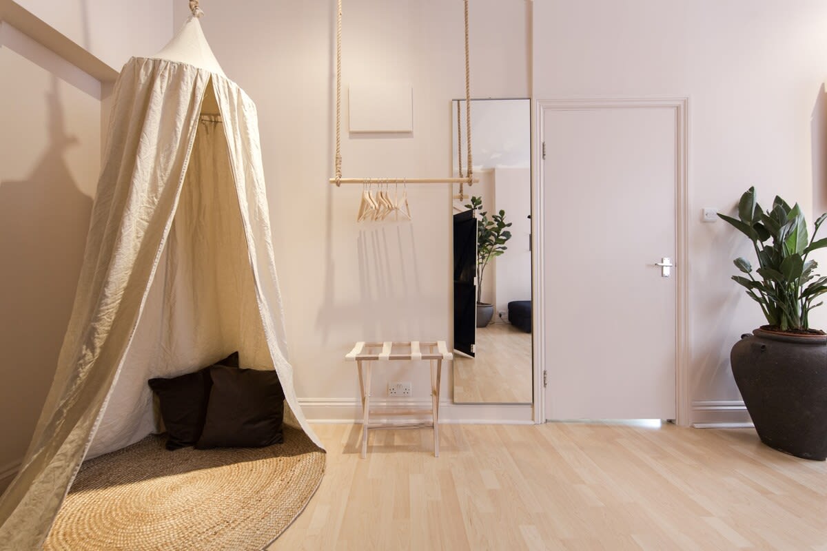 Loft w/ 100” Cinema, Premium Mattress & Hammock - Foto 21