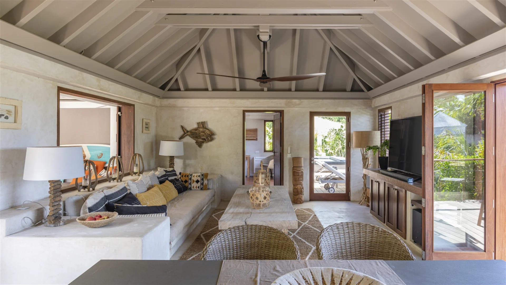 Grand-Cul-de-Sac Lagoon Retreat with Pool 6