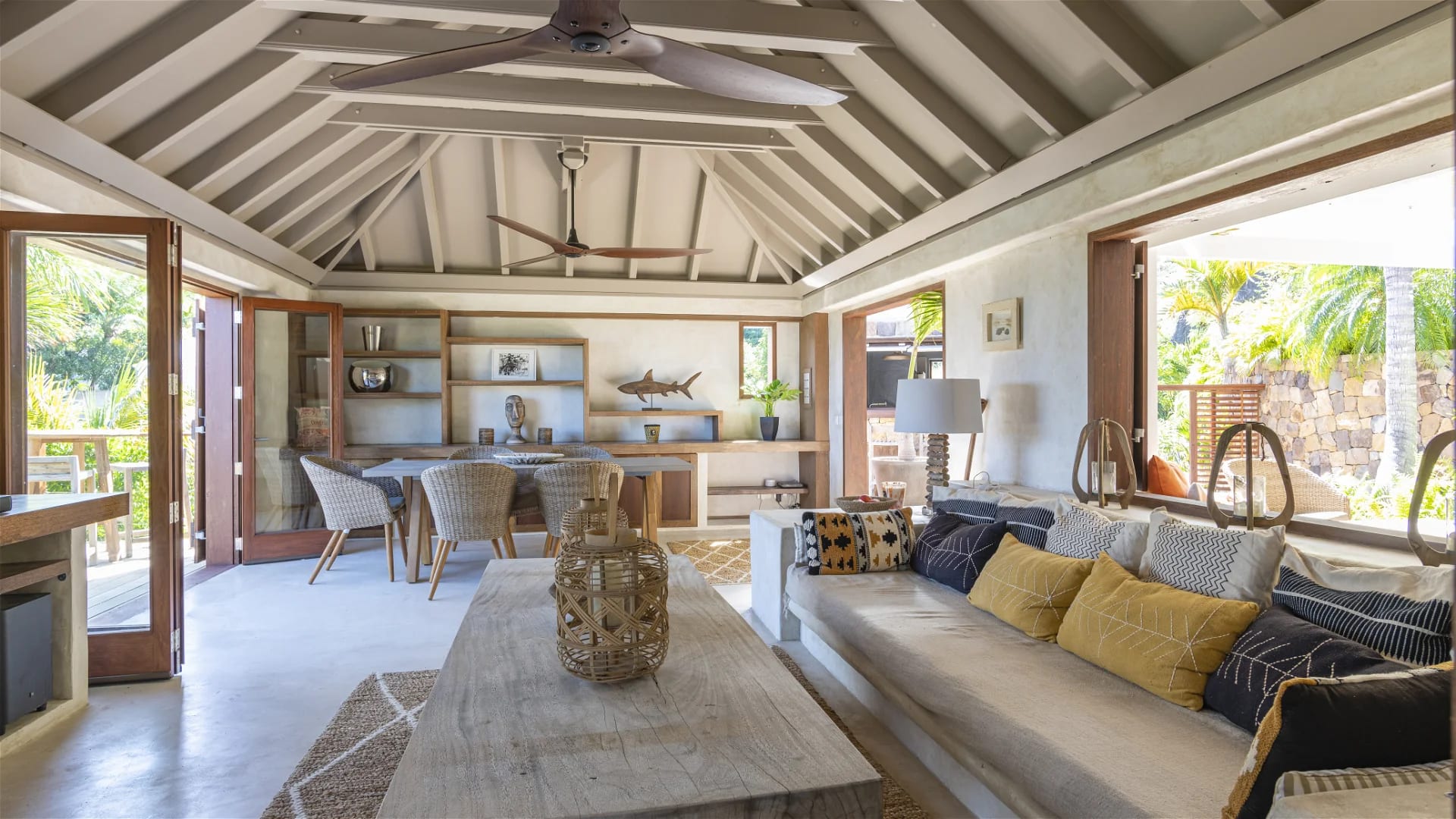 Grand-Cul-de-Sac Lagoon Retreat with Pool 2