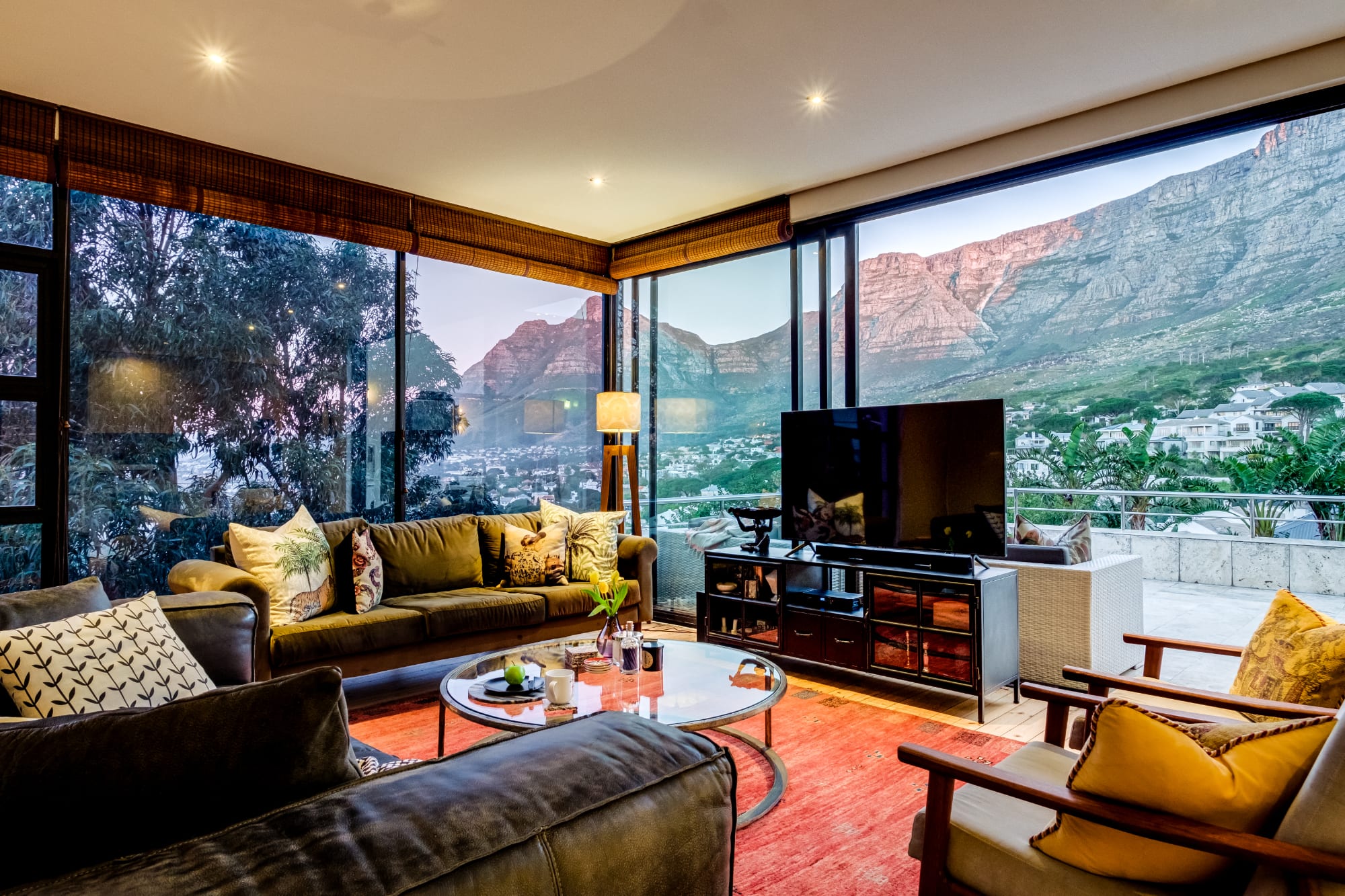 Blissful Central Retreat at La Vue Table Mountain | Photo 2