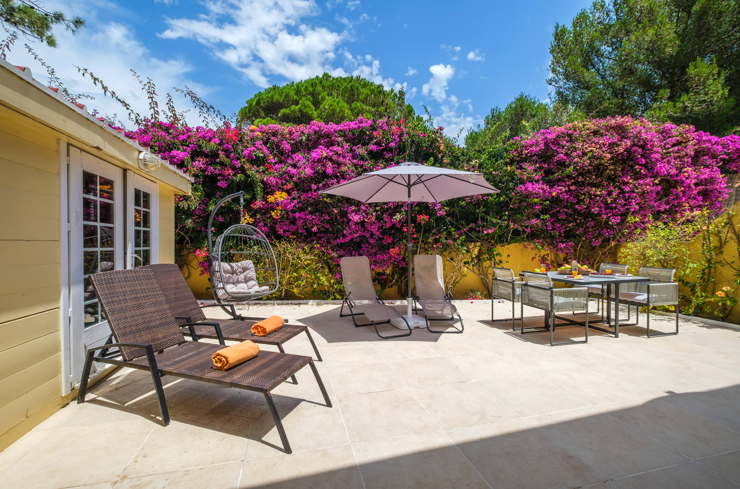 Seafront Beach Villa - Unit 1 by Portugal Portfoli — Cascais, Lisboa — vacation rental