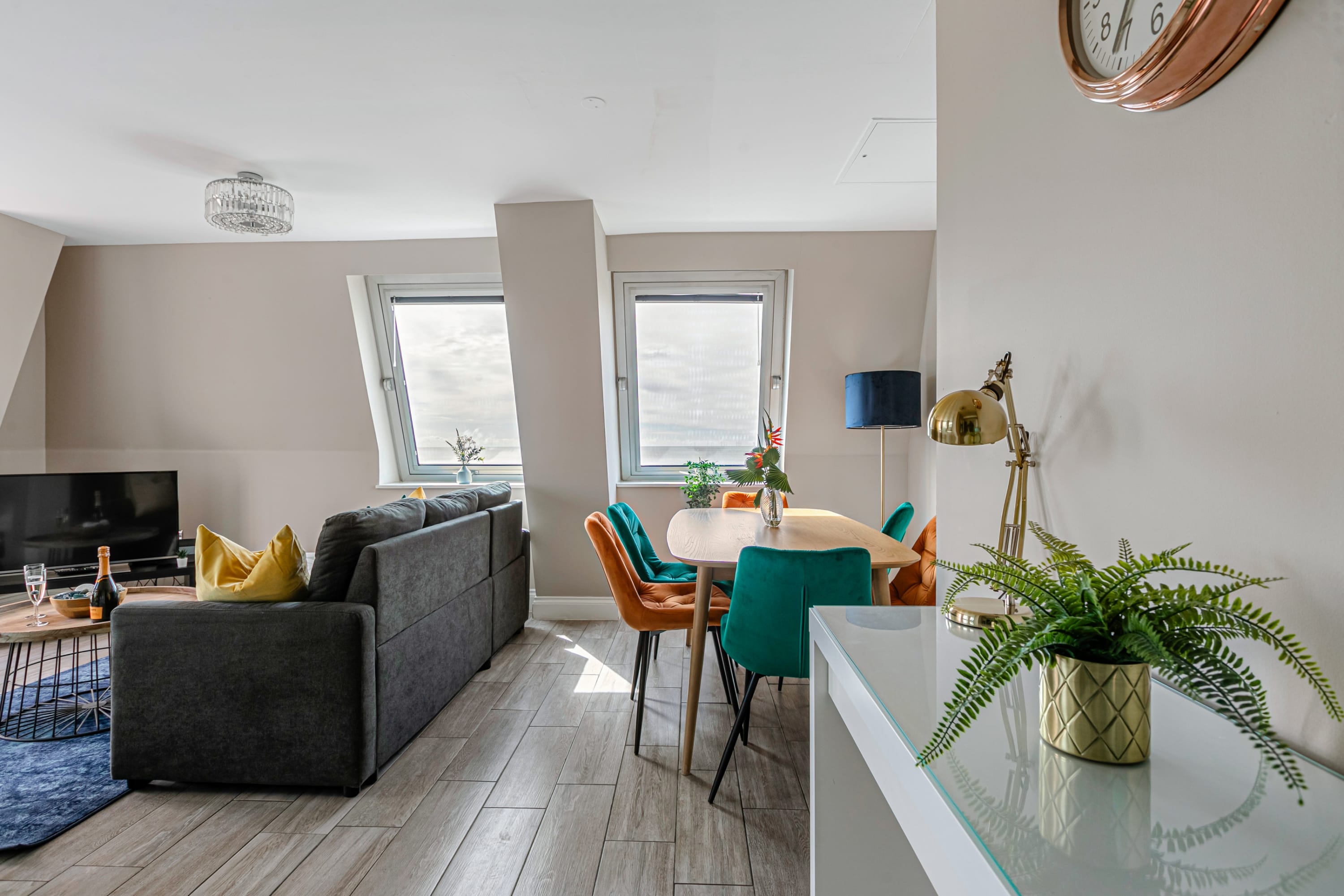 Lanes Penthouse | 2BR En-Suites + Sea View Terrace in Bartholomew Road BN1 1JS - Property image 15 - VivreStays