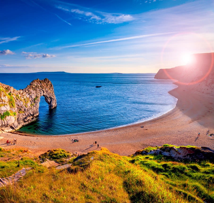 Stunning Sea Views, Family Apt; Free Parking & Gym