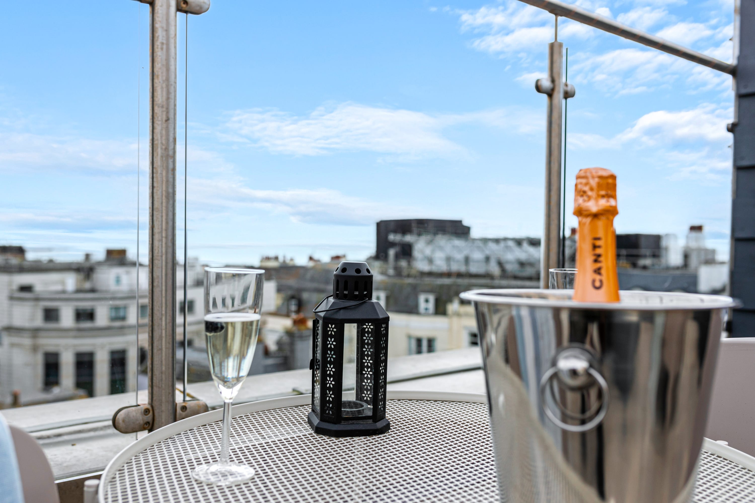 Penthouse Retreat | Rooftop Terrace & Sea Views in Bartholomew Road BN1 1JS - Property image 22 - VivreStays