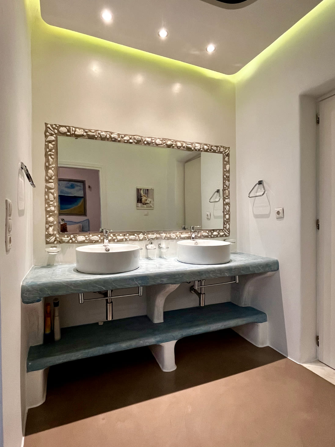 Panormos Beach Escape Dreamy Coastal Villa in Mykonos — photo 4