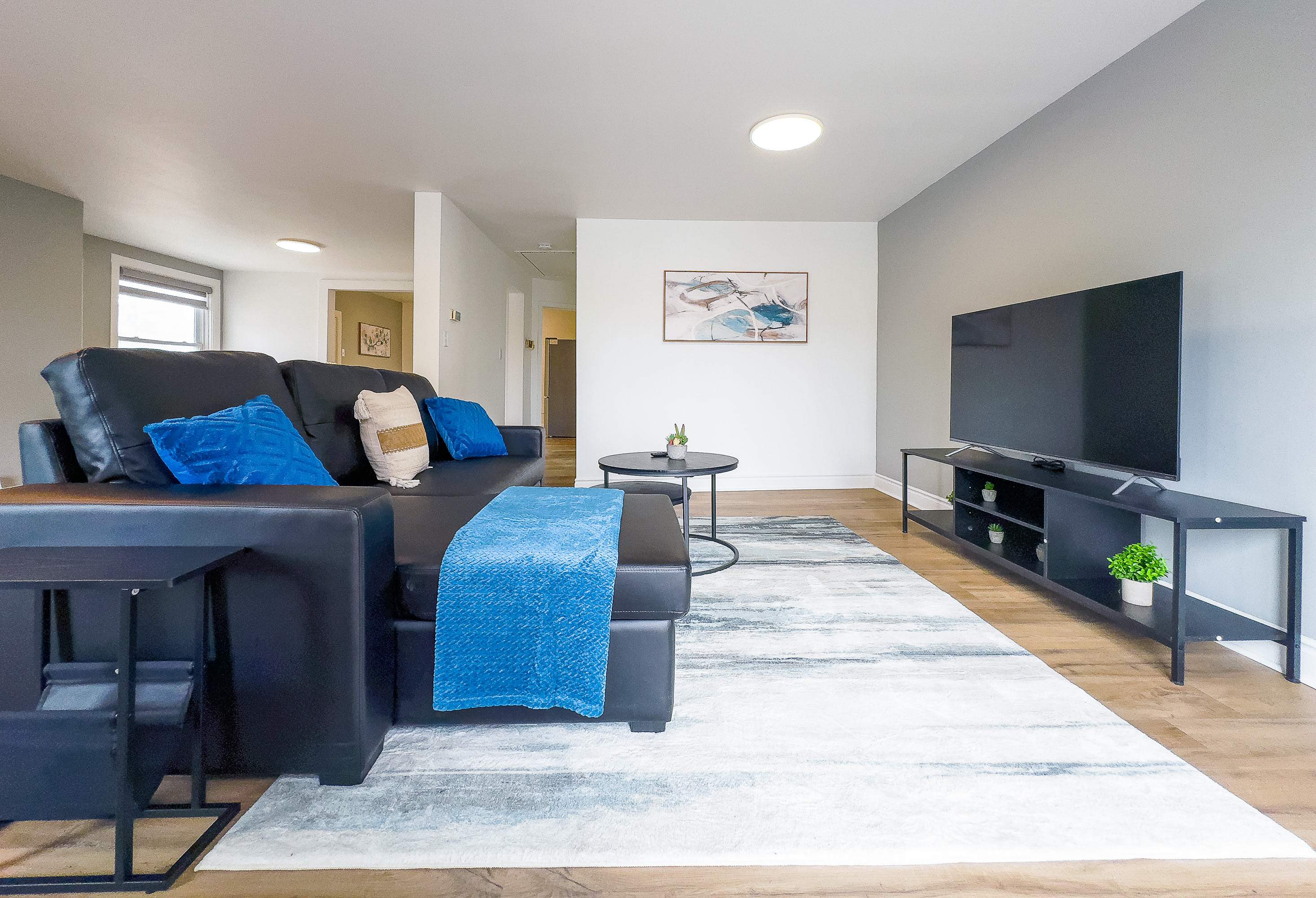 Warm Inviting Summer Retreat for 7 Bobcaygeon