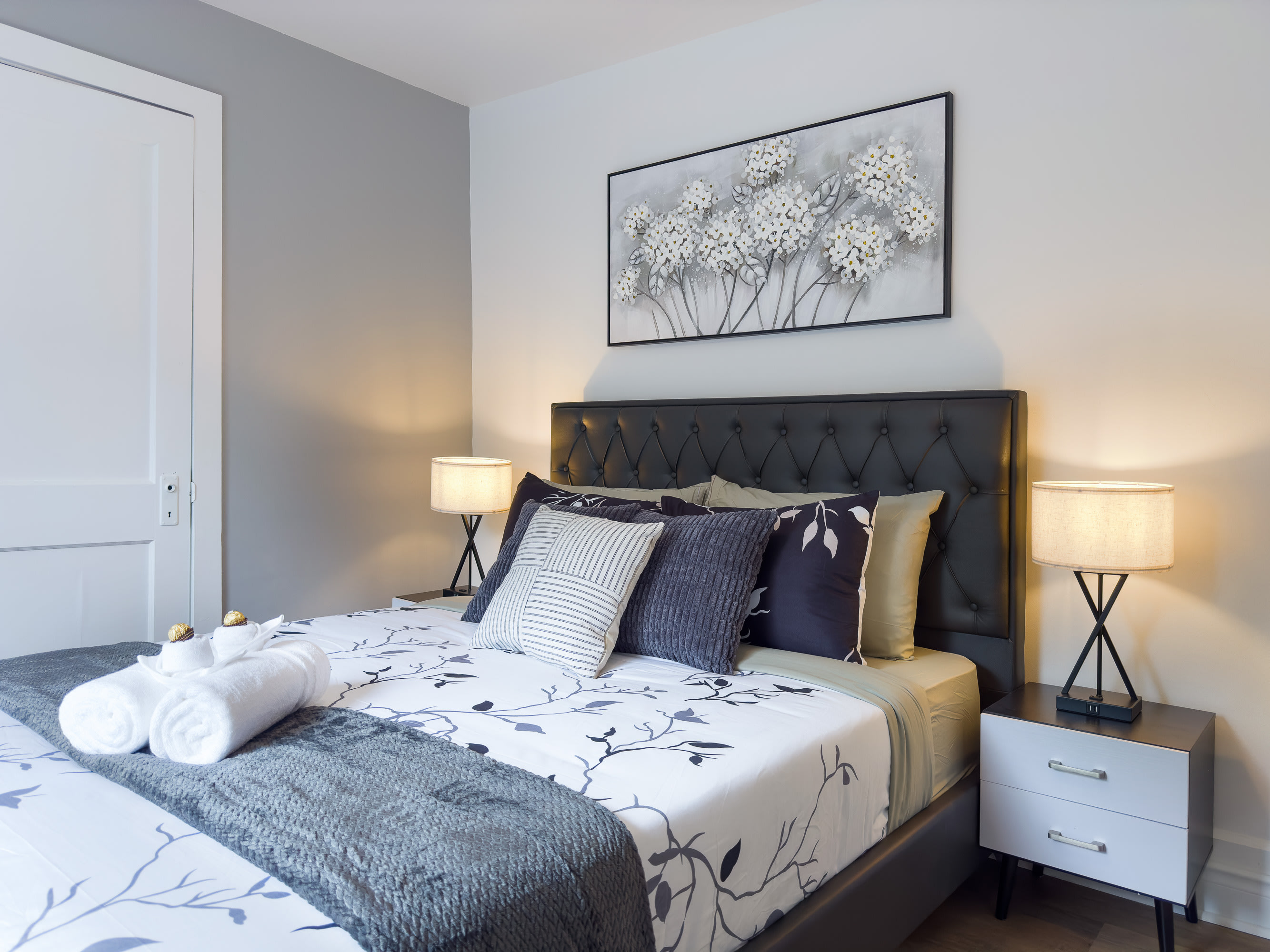 Primary Bedroom with Queen Size Bed