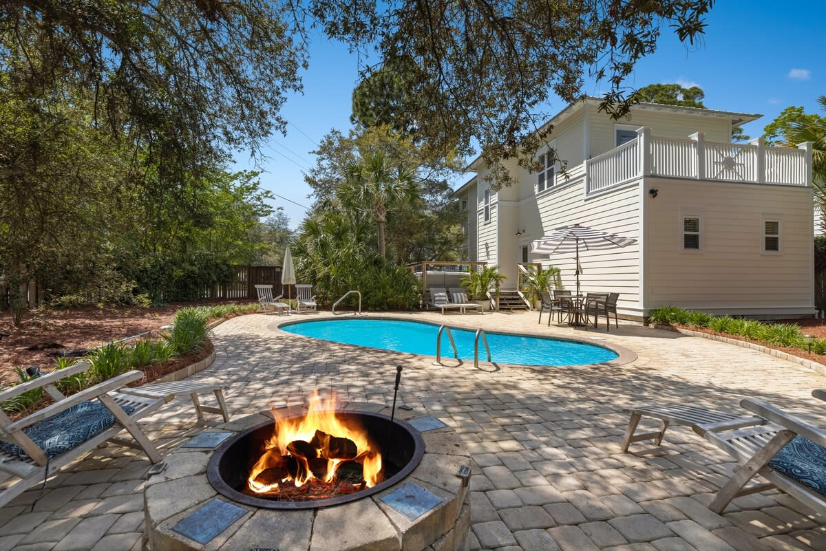 Private Pool & Outdoor Space~4 Bikes~Close to Beach! — Santa Rosa Beach, FL — vacation rental