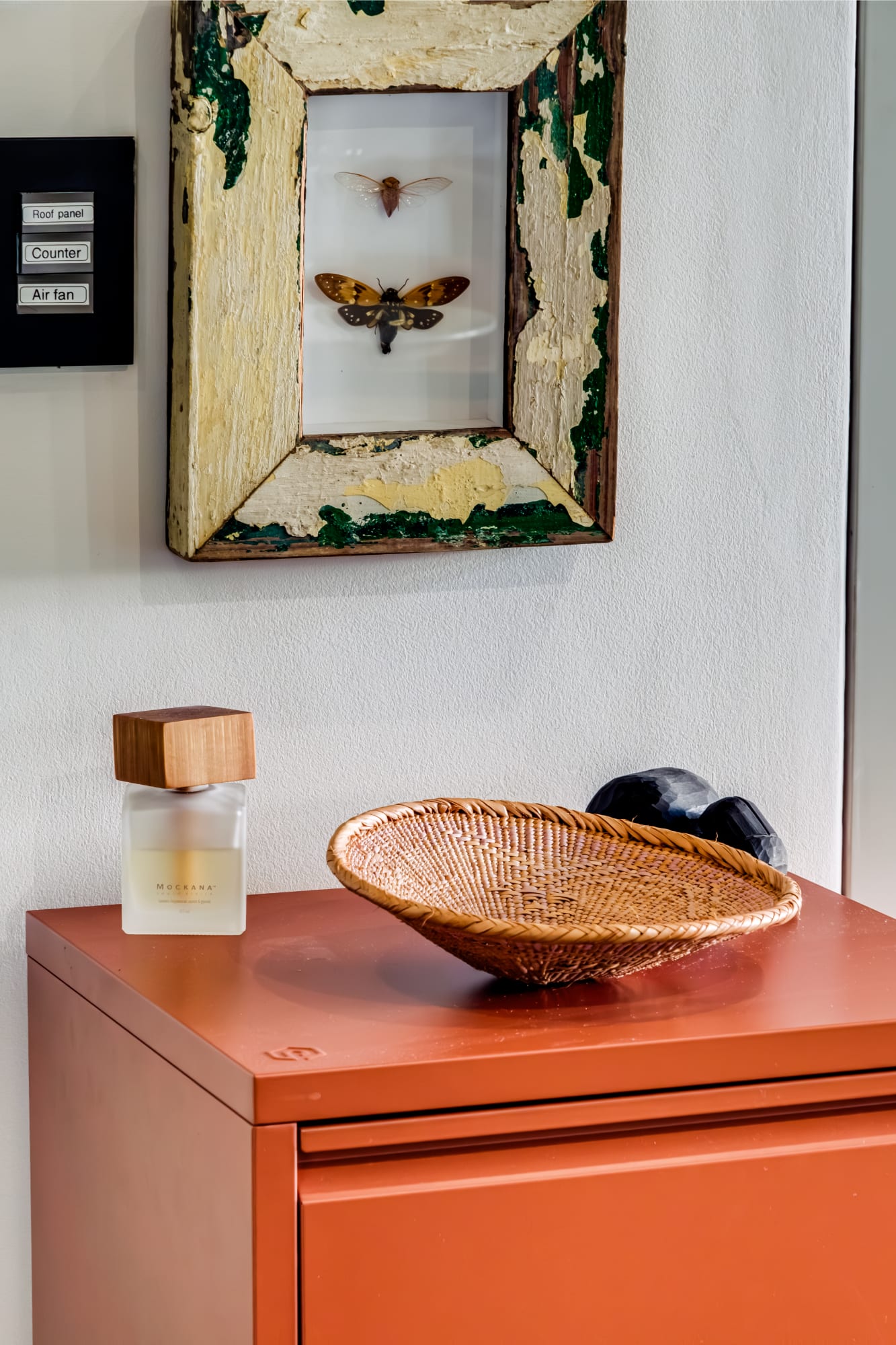 Contemporary Charming Apartment The Urban Edge 9