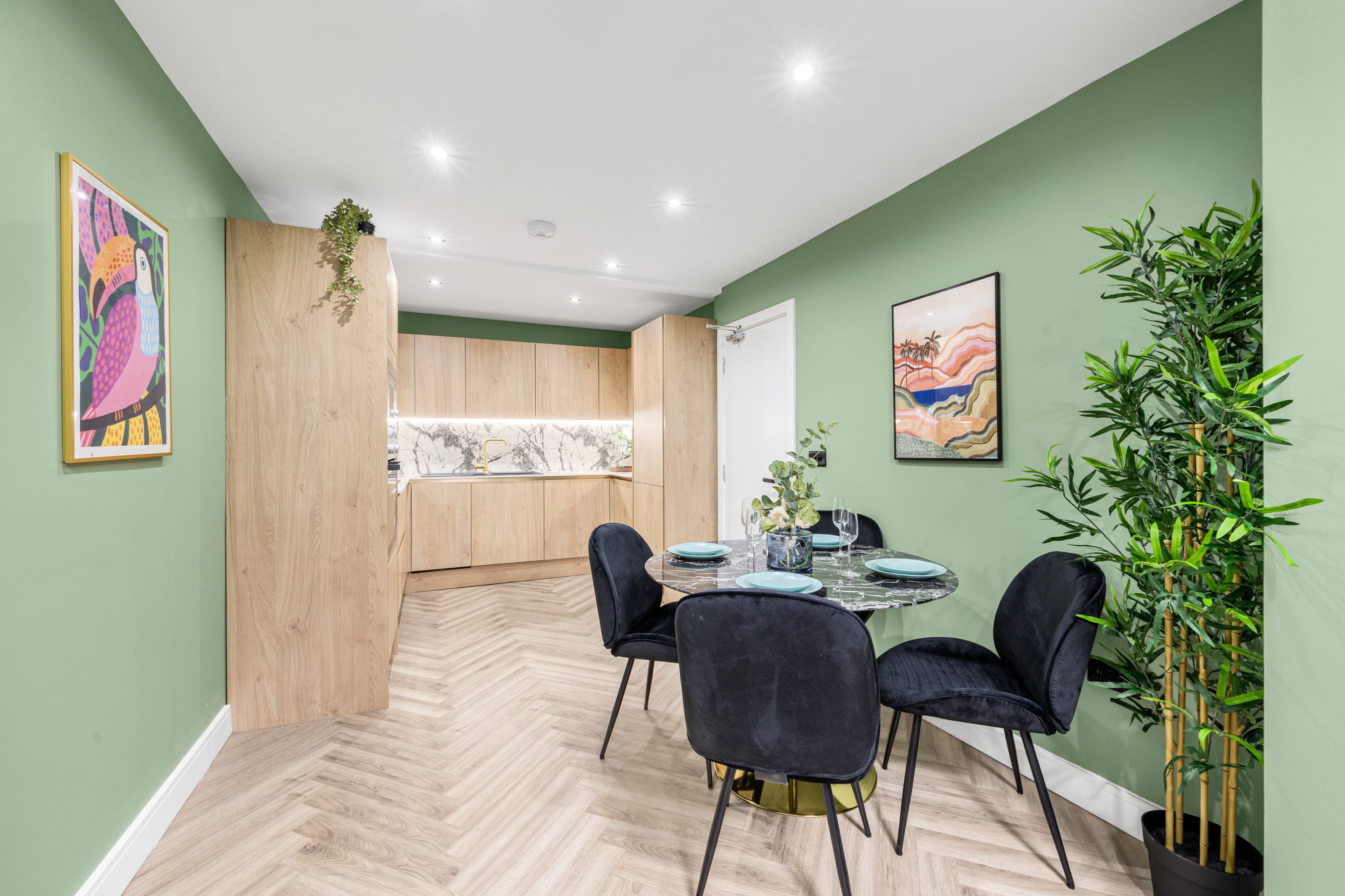 Amazonian Luxury Family Home MCR City Centre+Park in Shilford Drive 10 M4 4JG - Property image 29 - VivreStays