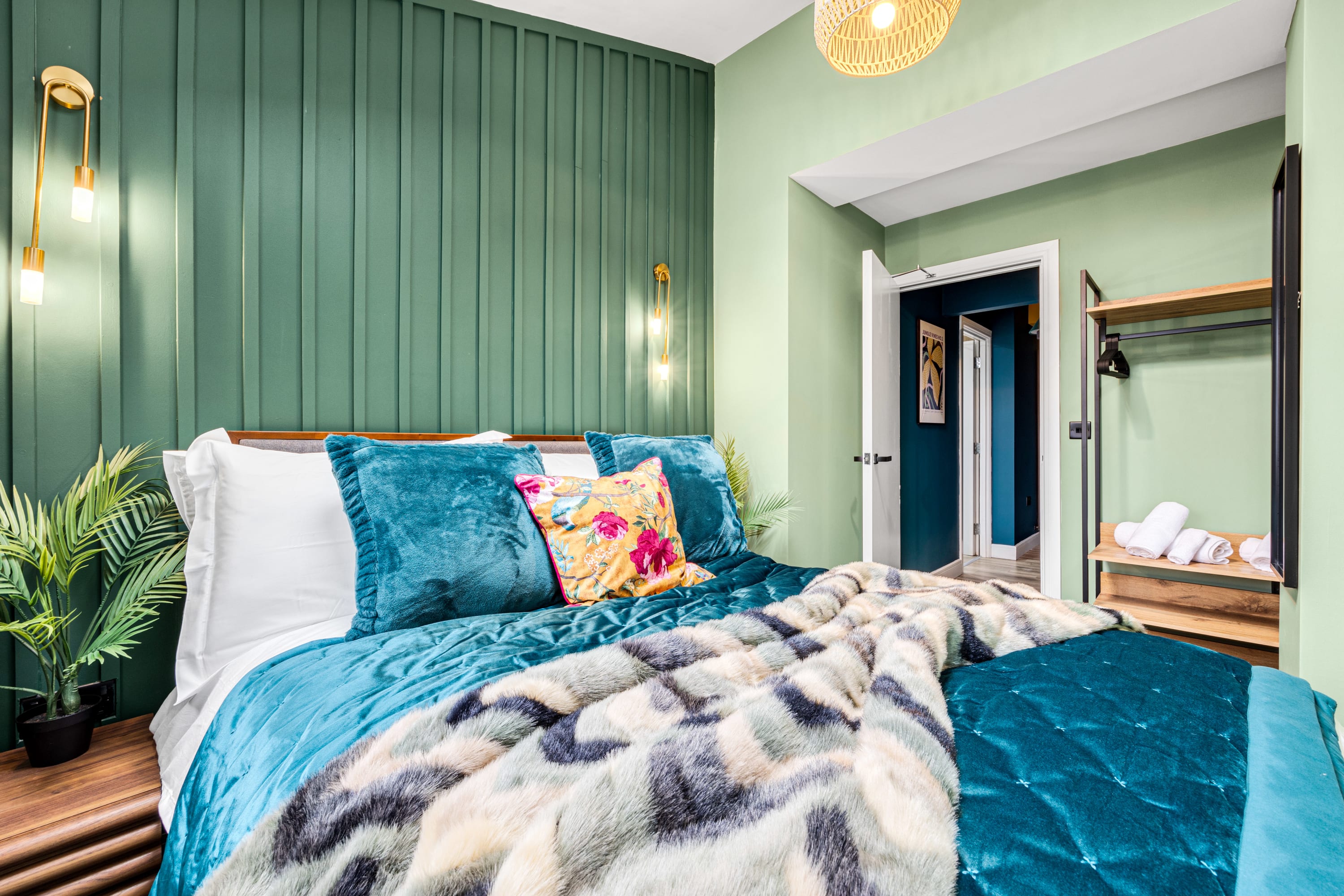Amazonian Luxury Family Home MCR City Centre+Park in Shilford Drive 10 M4 4JG - Property image 26 - VivreStays