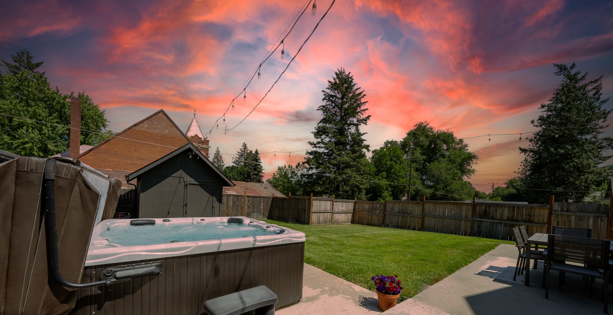 Where the Cool Kids Stay | Hot Tub + Perry