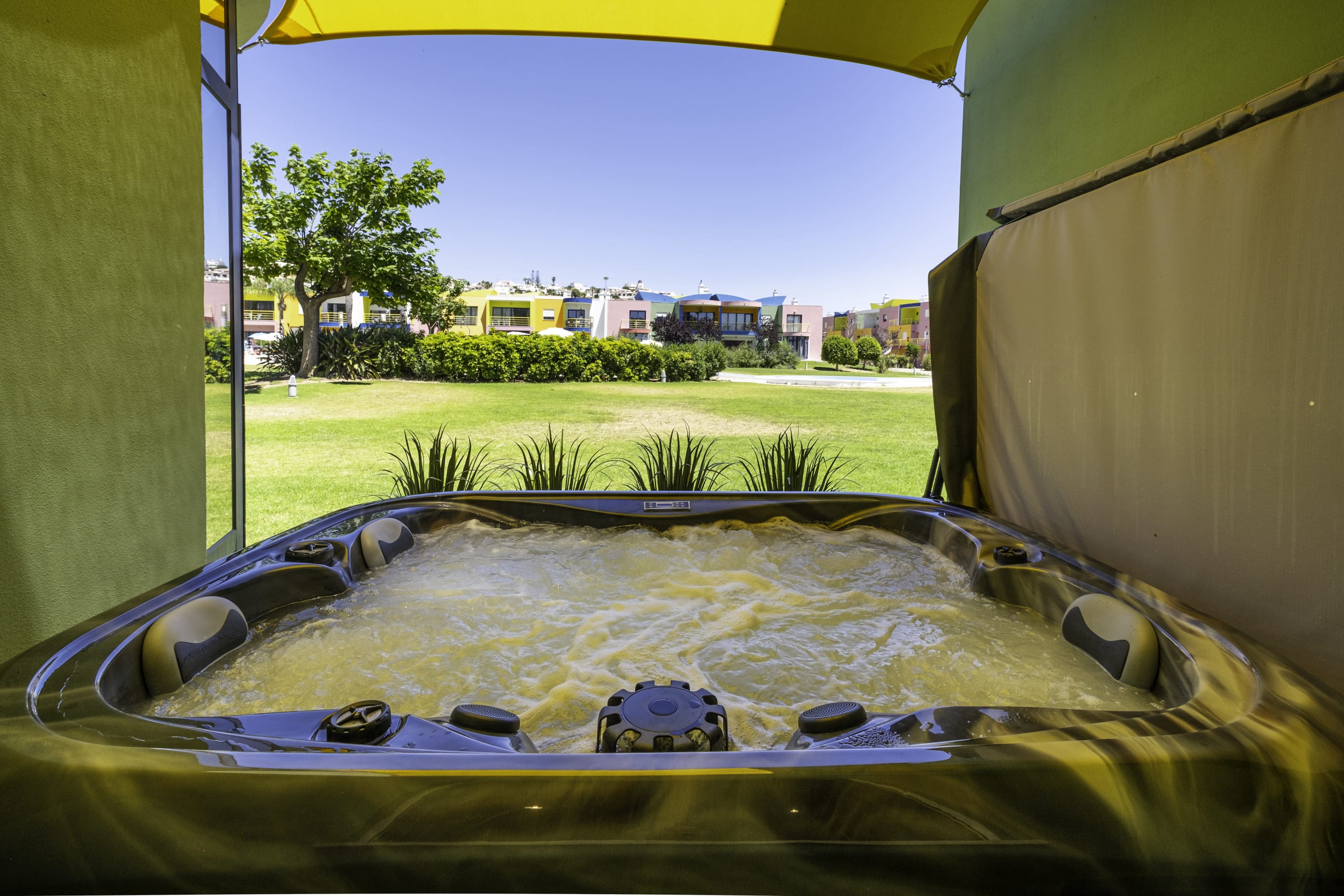 Romantic flat with Jacuzzi &Pool — Albufeira, Faro — vacation rental