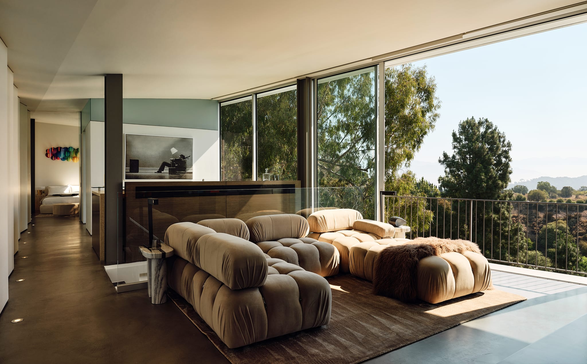A seamless indoor-outdoor living experience.