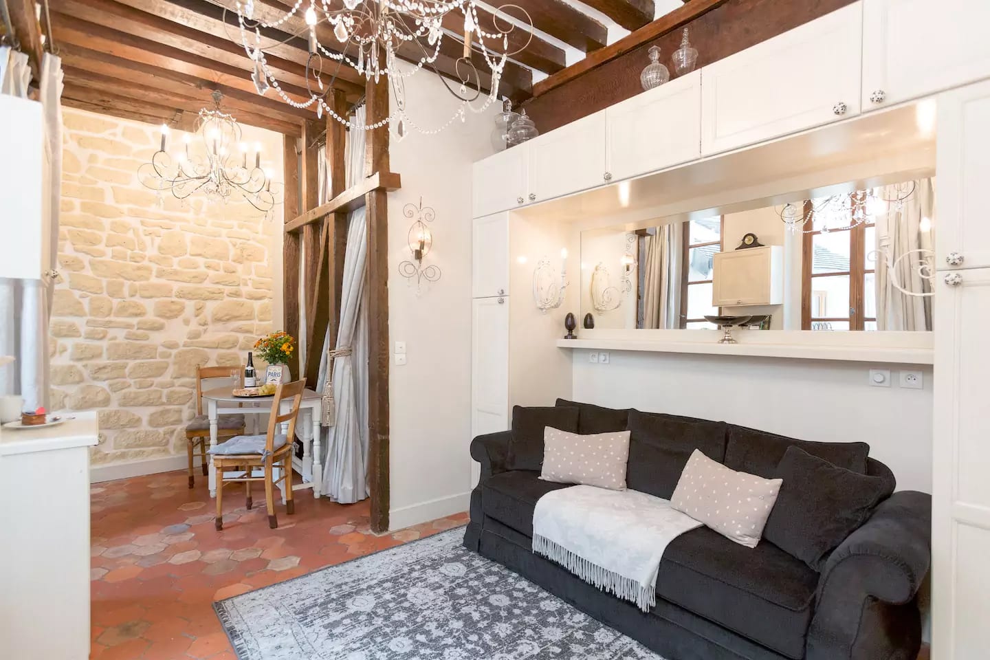 Le Diamant En Isle - In the heart of Paris, Isle Saint Louis — Paris - 4th Arrondissement, Île-de-France — vacation rental