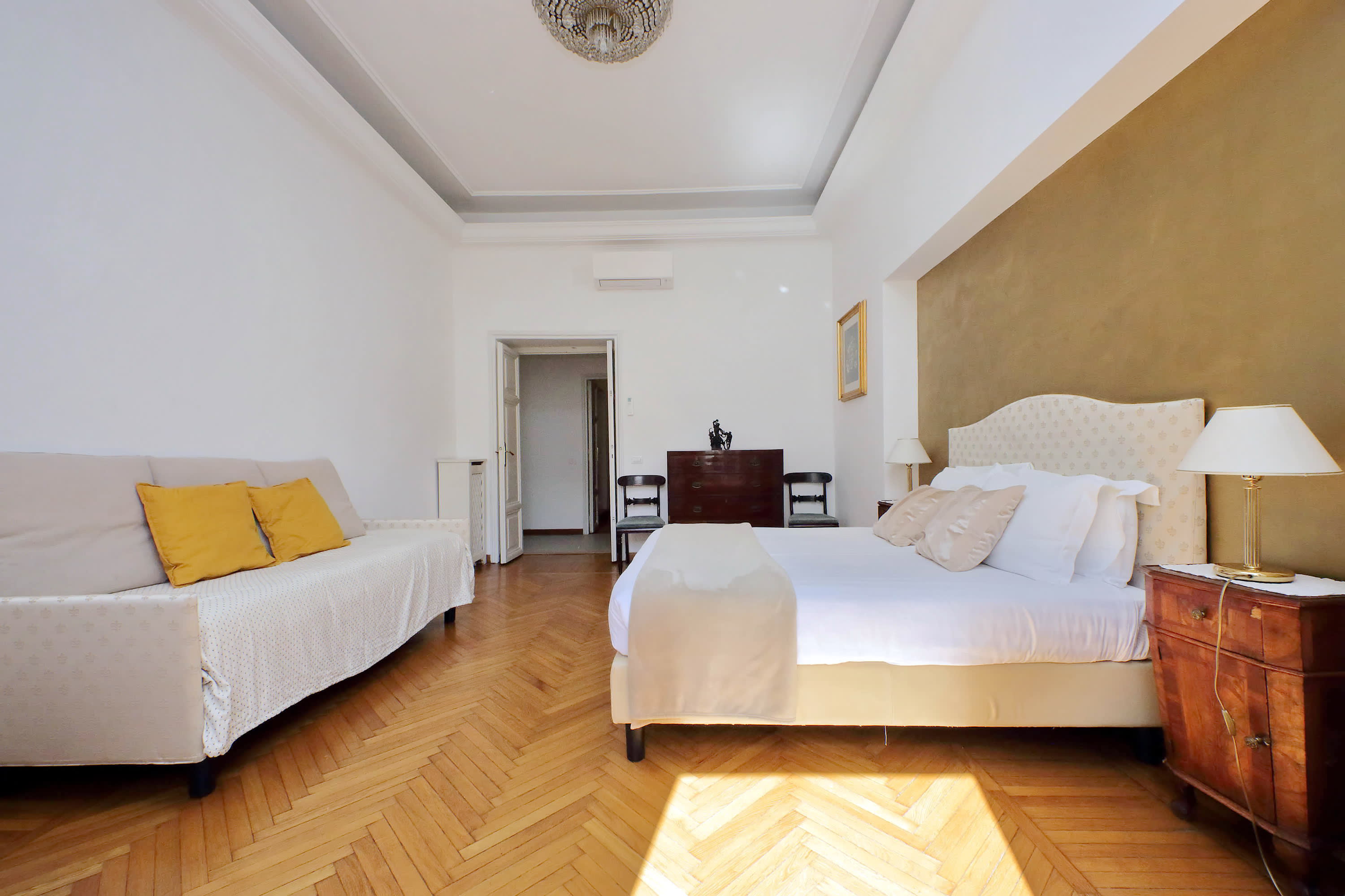 Tritone apartment - Image 12