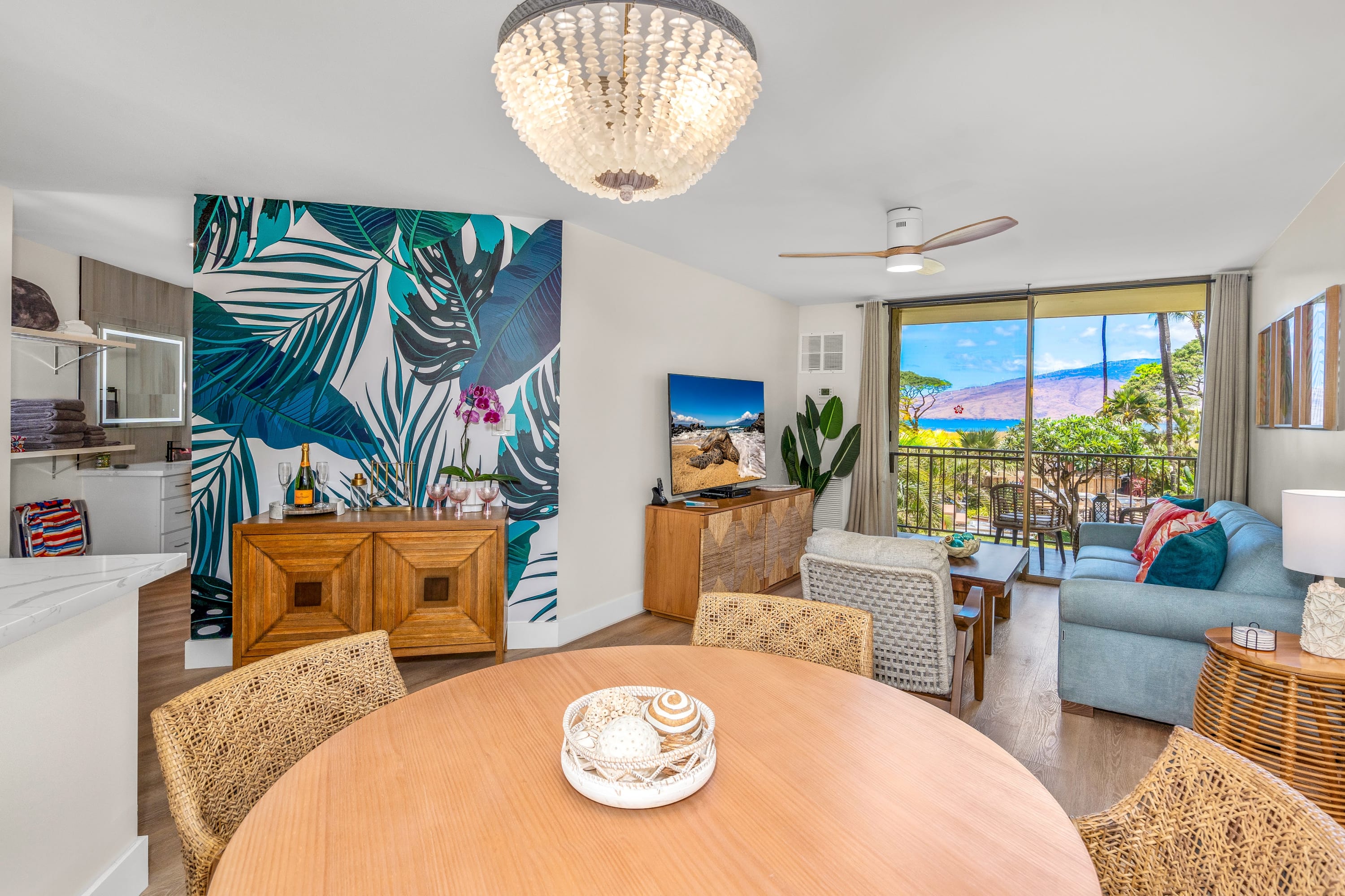 Hip Hawaiian Oceanfront Vistas — Kihei, HI — vacation rental