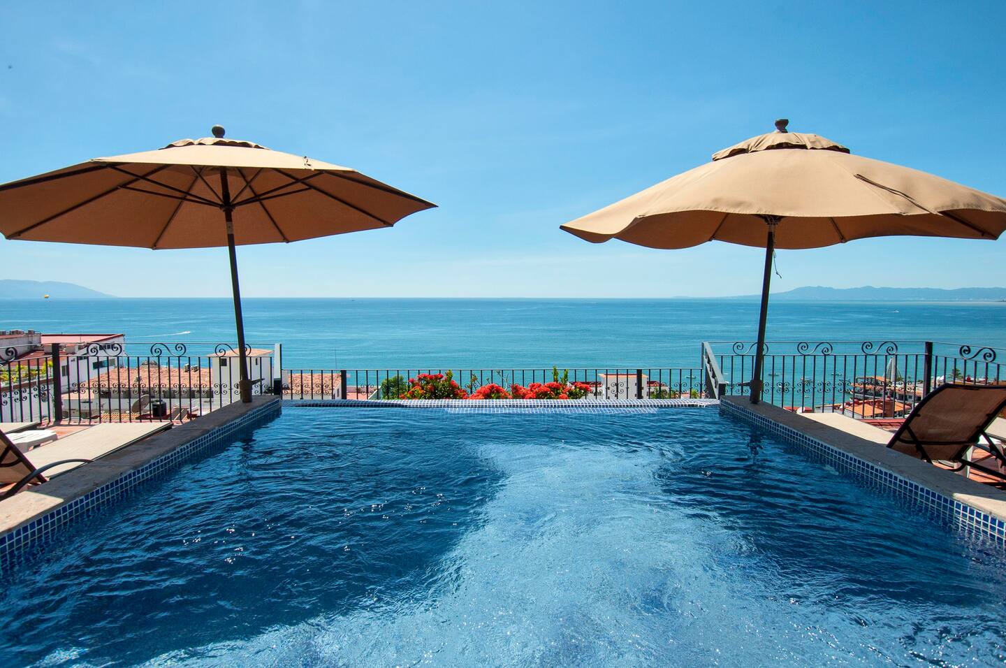 Incredible Casa Linda