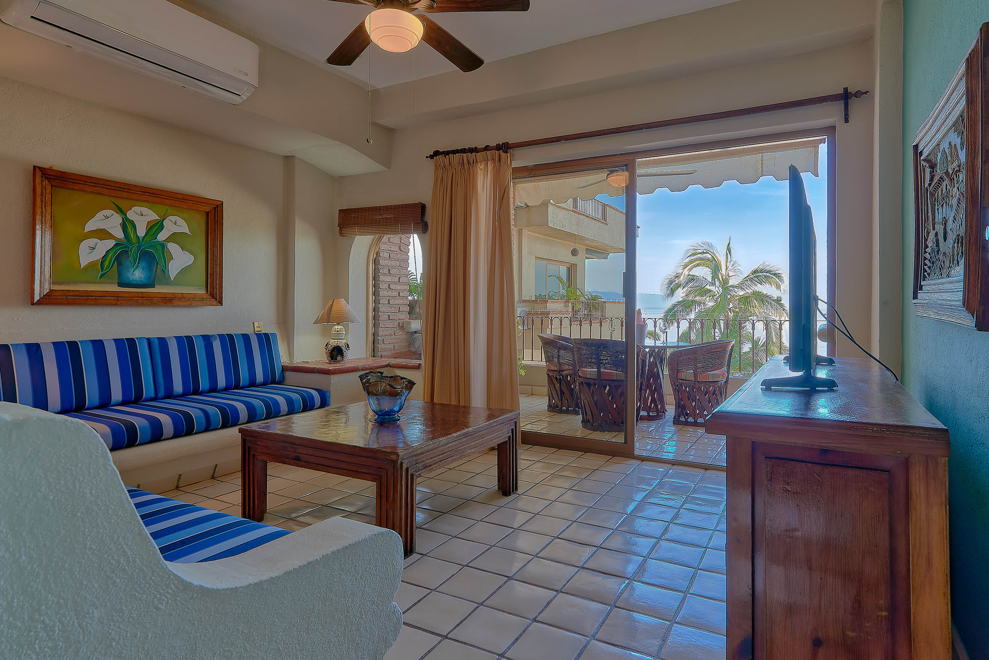 Incredible Casa de Carole