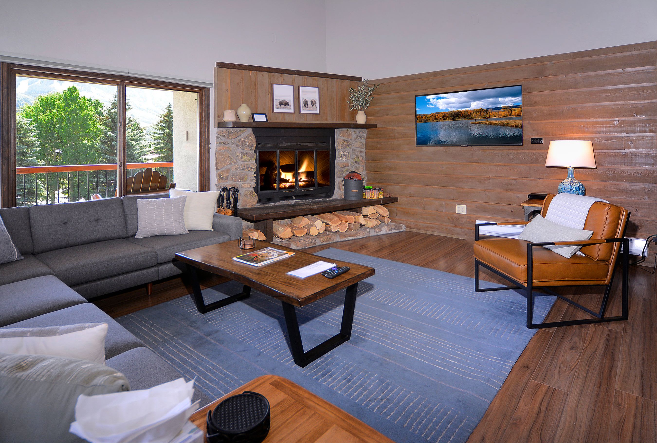 Dogwood at Outrun - 3 BR, Hot tub, Shuttle — Mt. Crested Butte, CO — vacation rental