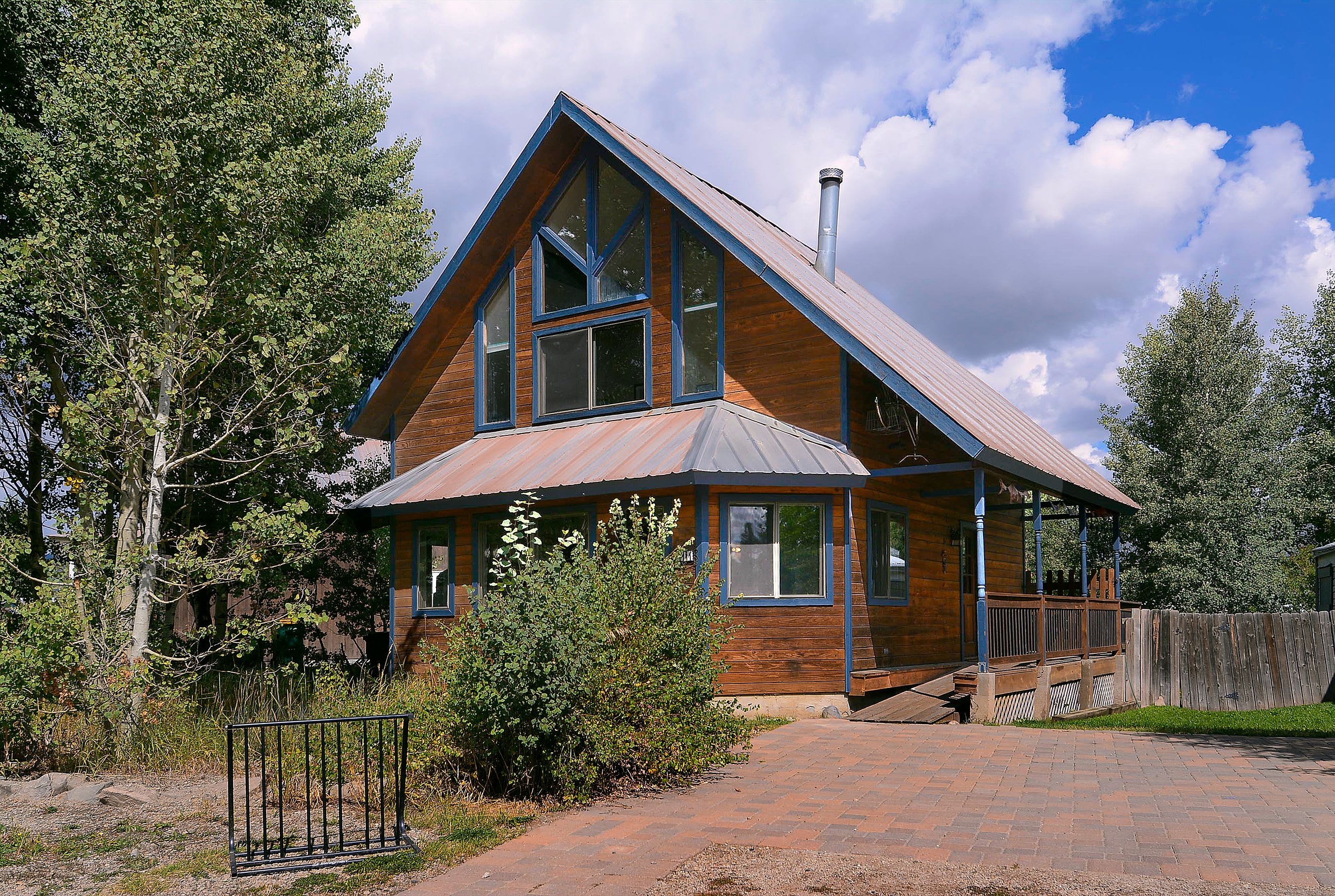 Pooches Paradise, Elk Ave location! Dog friendly! — Crested Butte, CO — vacation rental