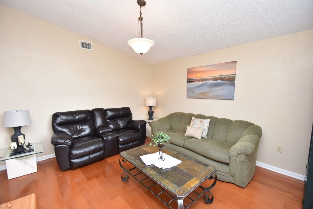 Cozy Family Pool Home in Palm Coast 5