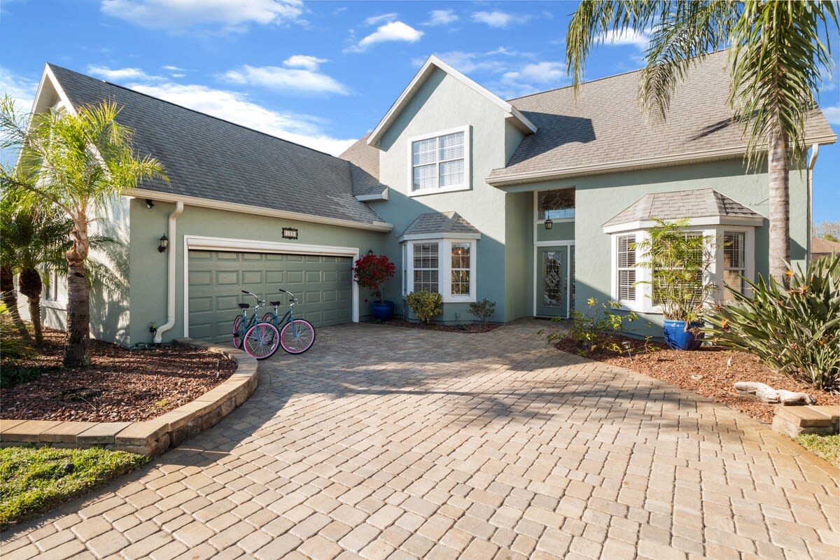 Canal Views And Heated Pool - Exquisite Coastal Retreat - Palm Coast, FL