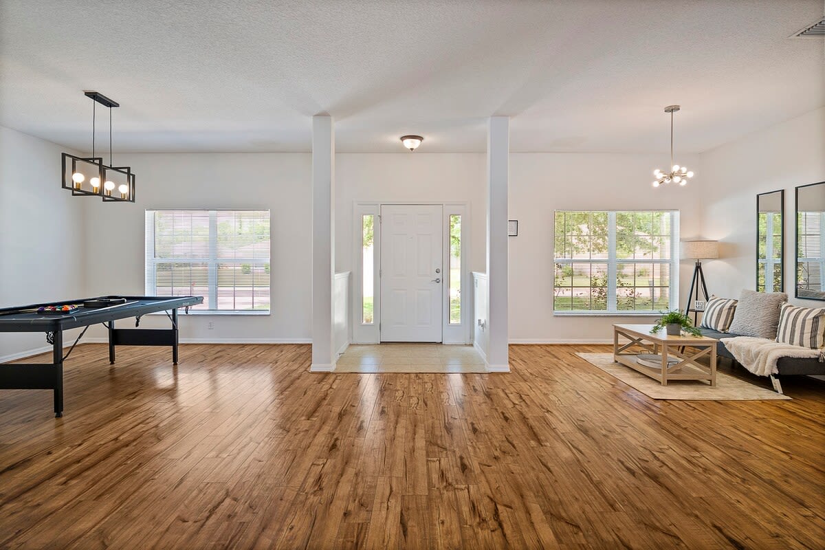 Renovated Pool home with Game room and Bicycles 6