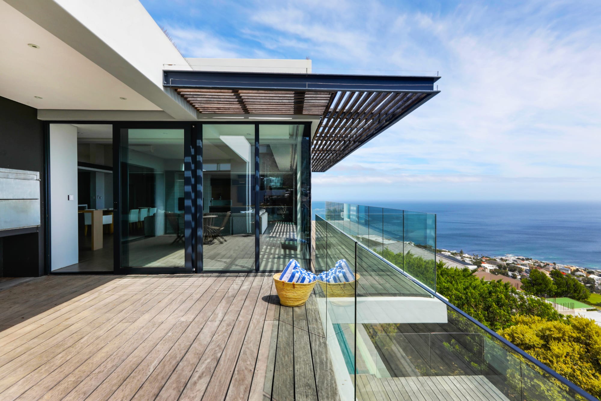 Similar Property Luxurious Holiday Villa w Views Pool Jacuzzi Halo Villa