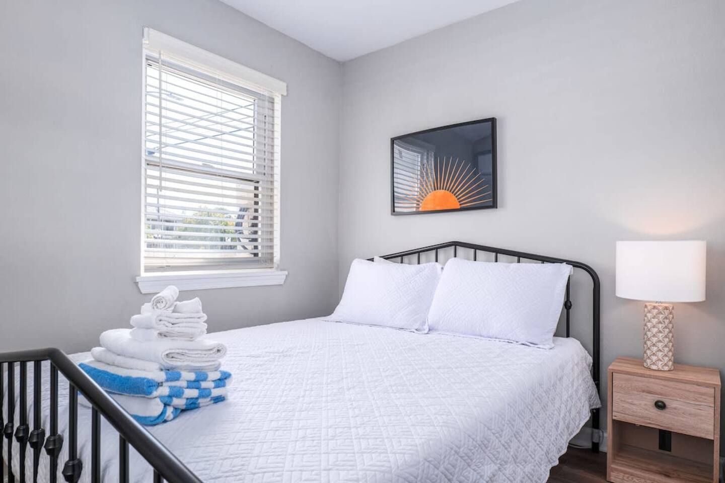 Sojourn 1 BR Beach Home with Private Beach Access 5