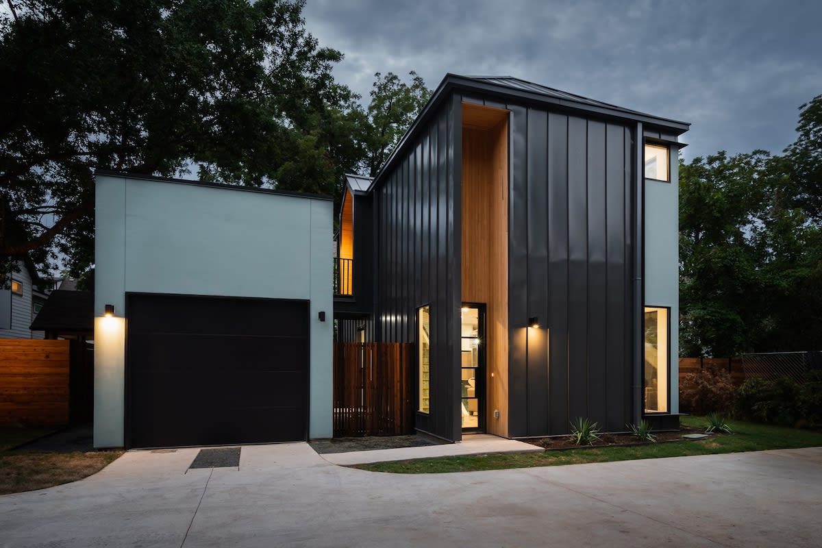 East Austin Modern Bungalow — bedroom