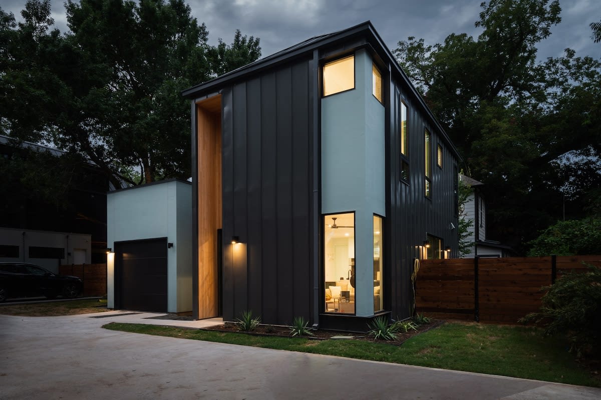 East Austin Modern Bungalow — kitchen