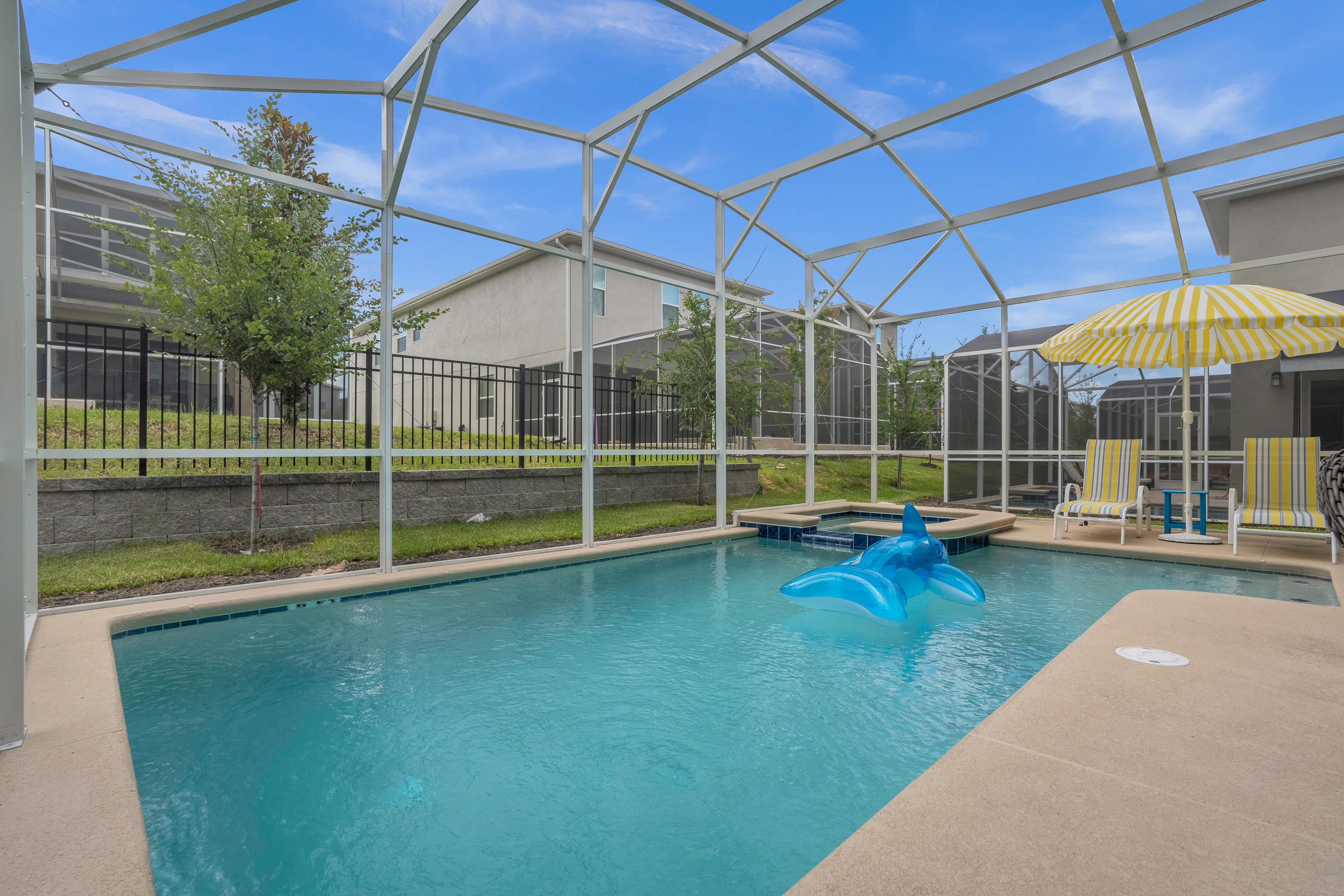 Upstay Modern Home w Spa Pool ChampionsGate