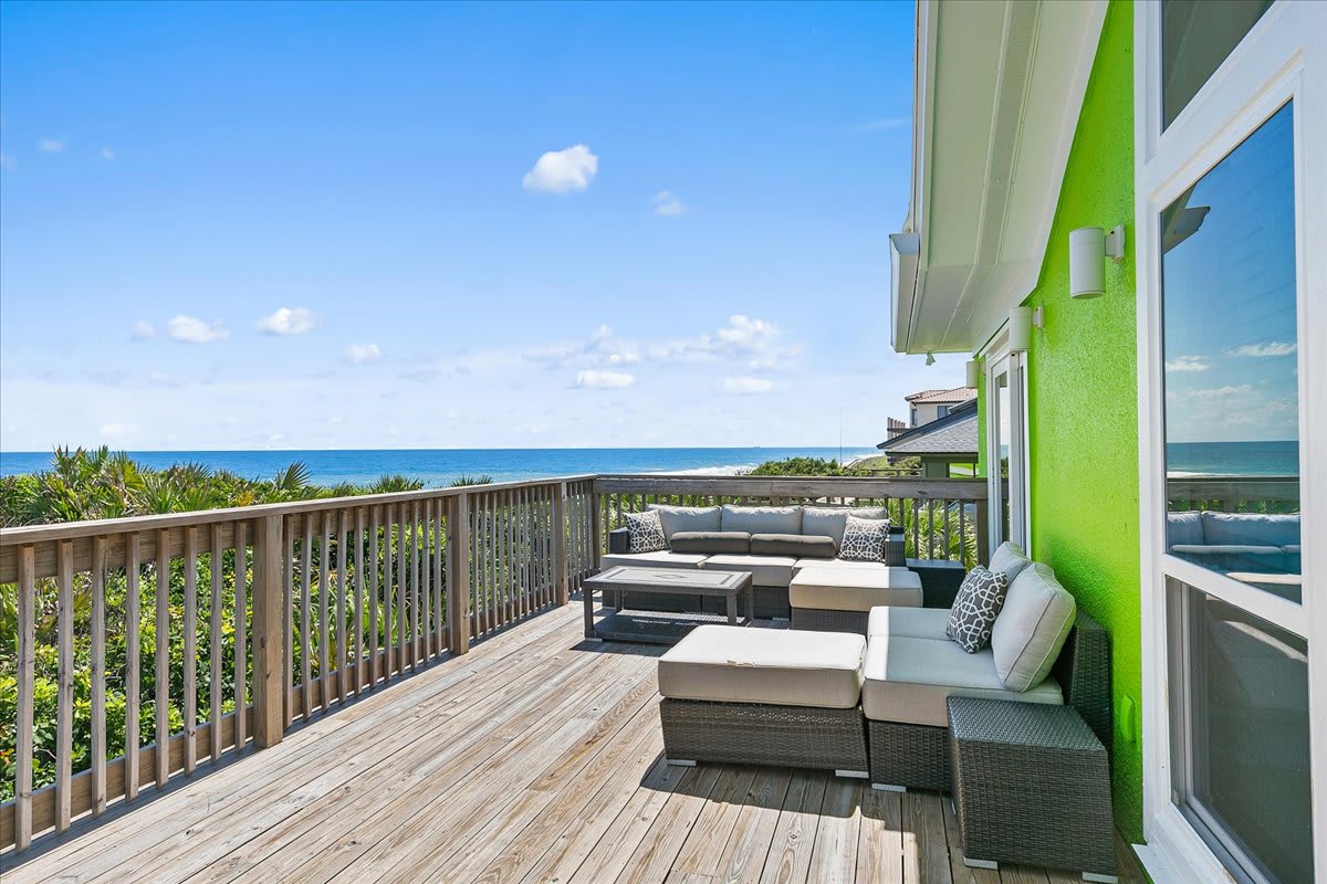 Cloud Nine | Wren Beach Rentals by Portoro