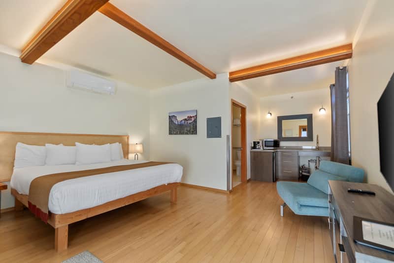 Large and roomy studio