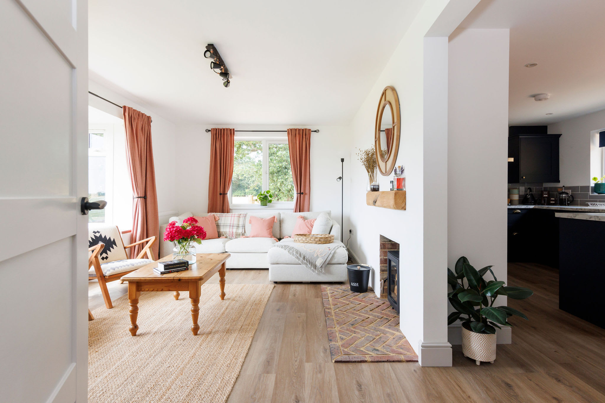 Living, Kitchen and Dining all in one place!