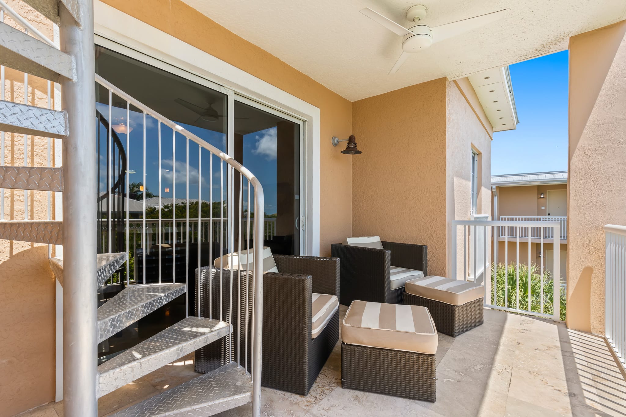 Resort View 3BR Residence with Rooftop Balcony