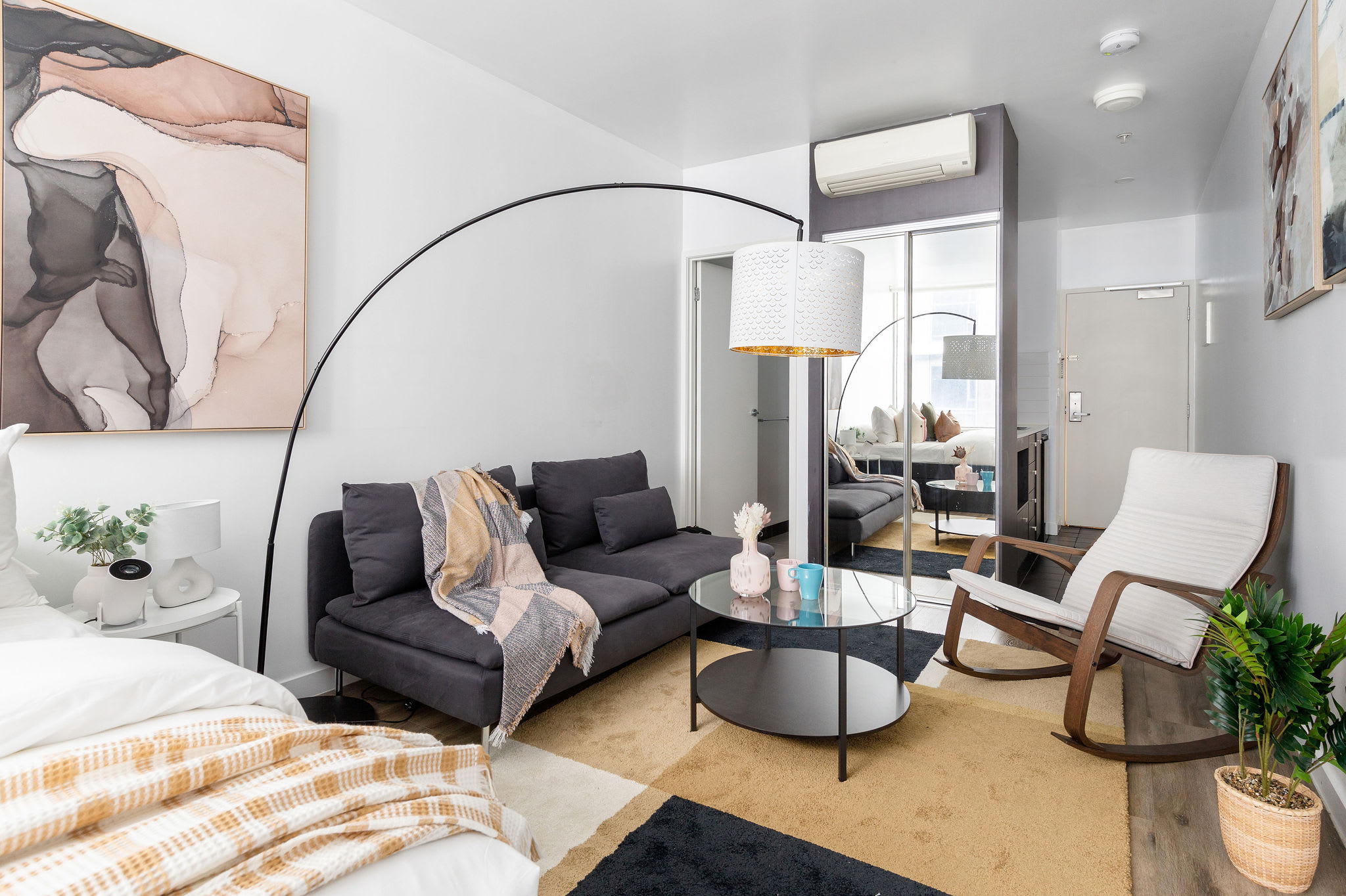A Cozy Studio Next to Queen Victoria Market — Melbourne, Victoria — vacation rental