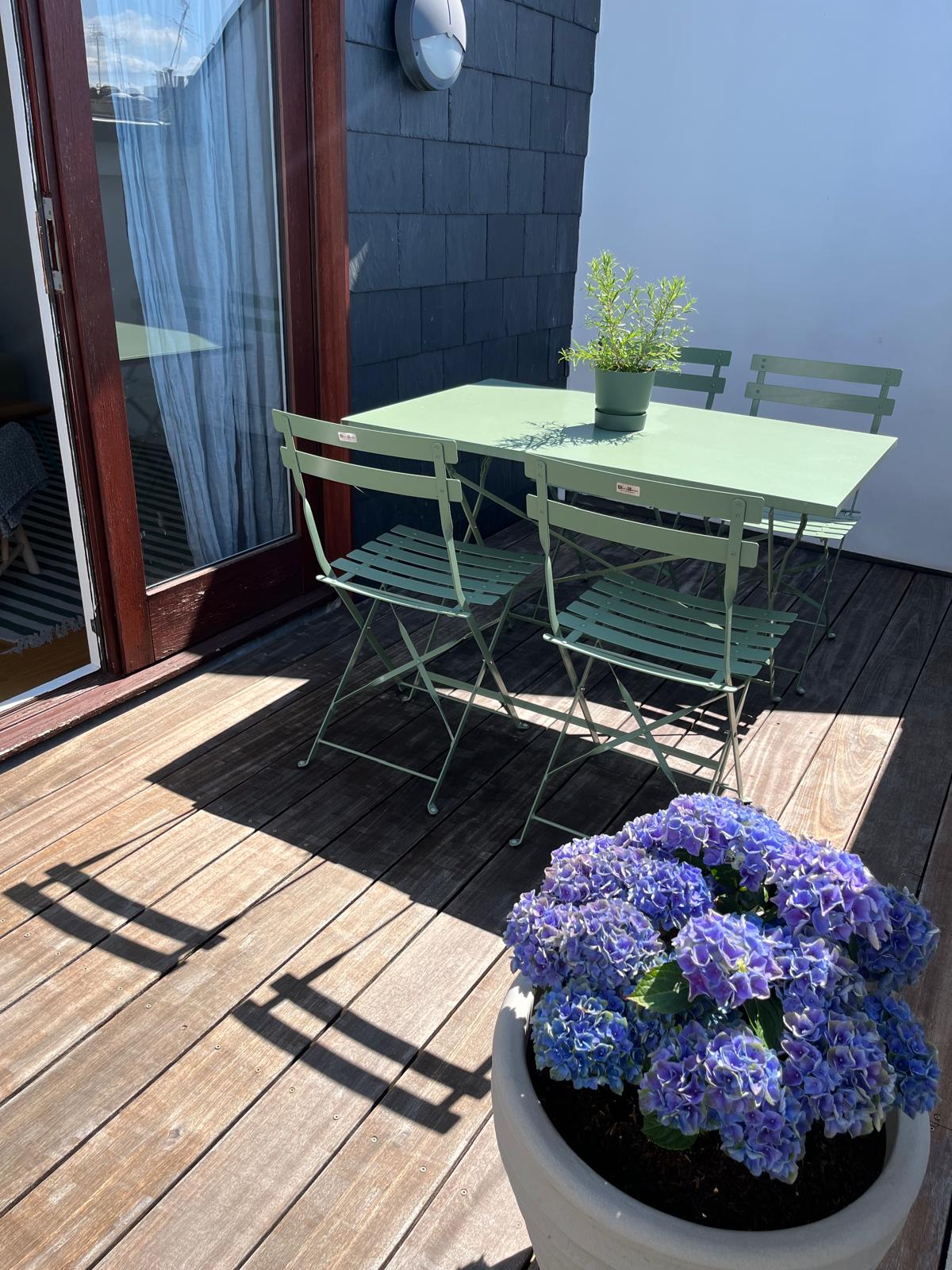 Charming Primrose Hill Rooftop Duplex in Gloucester Avenue 58 NW1 8JD - Property image 13 - VivreStays