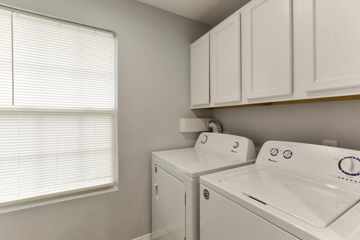 In-unit washer & dryer!